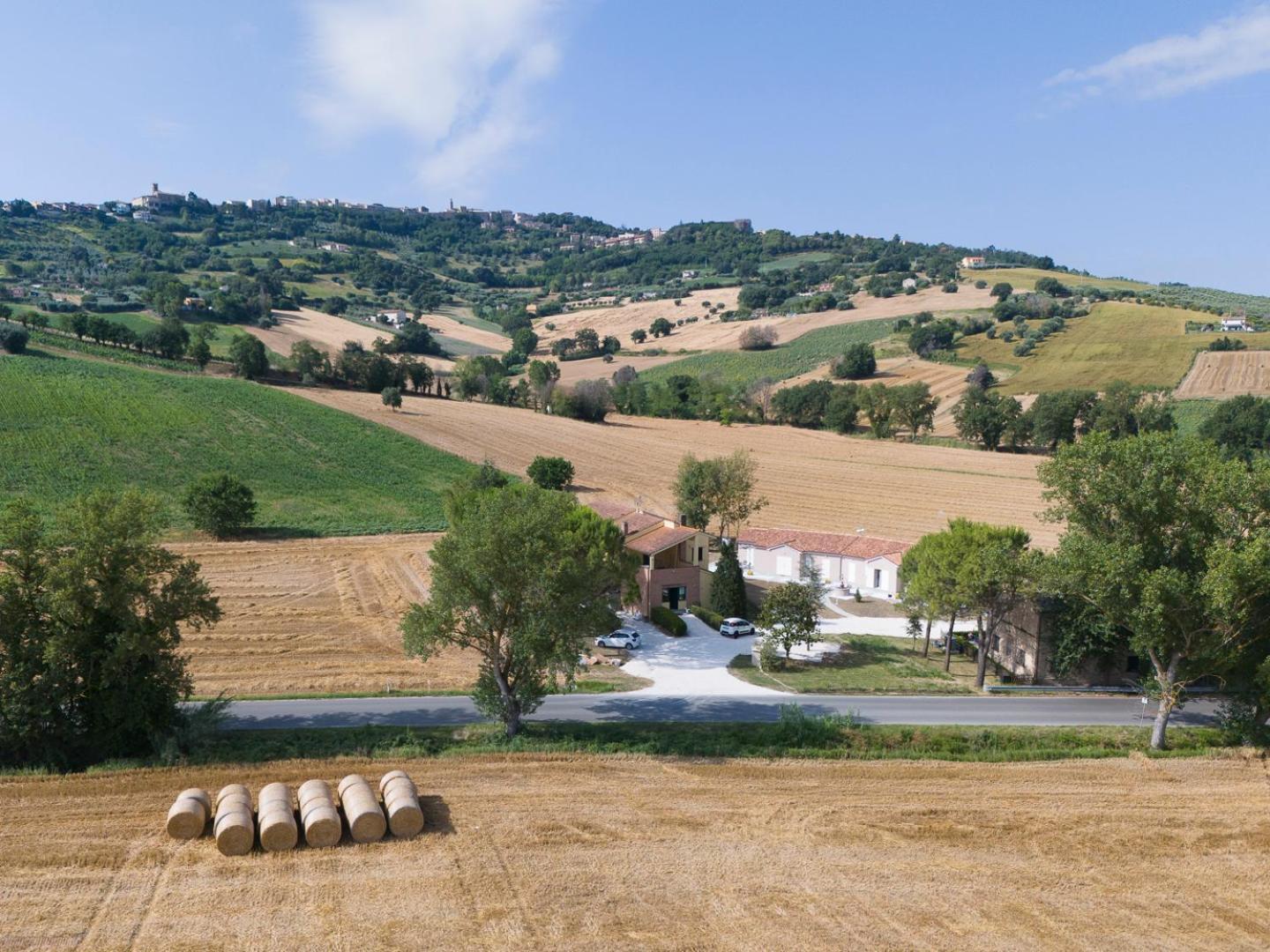 La Casa Nel Verde Apartamento Recanati Exterior foto